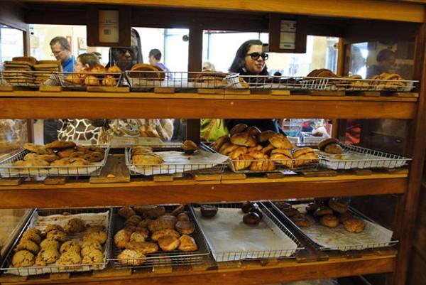 The Arizmendi Bakery in San Francisco is part of the Arizmendi Association of Cooperatives. Photo by Yung GrassHopper.