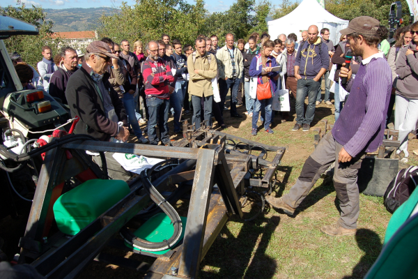 Source: <a href="http://l%27atelier%20paysan/" target=_blank"> L’Atelier Paysan</a>