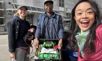 hannah bouscher-gage, Charli, Adrionna Fike, Crystal Huang.Backup battery hand-off to help with power emergencies in Oakland, CA.