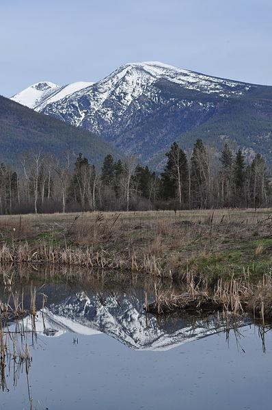 Bitterroot Mountains as seen from the Lee Metcalf Wildlife Refuge, 2011. <a  data-cke-saved-href="https://commons.wikimedia.org/wiki/File:Bitterroot-mountains-from-lee-metcalf-wildlife-refuge-near-stevensville-montana-may-2011-rogermpeterson-001_(5882203219).jpg" href="https://commons.wikimedia.org/wiki/File:Bitterroot-mountains-from-lee-metcalf-wildlife-refuge-near-stevensville-montana-may-2011-rogermpeterson-001_(5882203219).jpg" target="_blank">Photo by Roger M. Peterson for USFS Northern Region</a>. CC BY 2.0