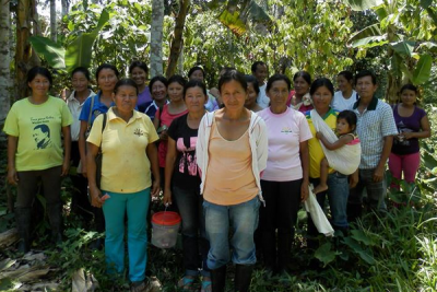 Kallari cooperators. Photo via <a  data-cke-saved-href="https://www.facebook.com/pages/Kallari-Chocolate/68963262649" href="https://www.facebook.com/pages/Kallari-Chocolate/68963262649" target="_blank">Kallari Cooperative Facebook page</a>.