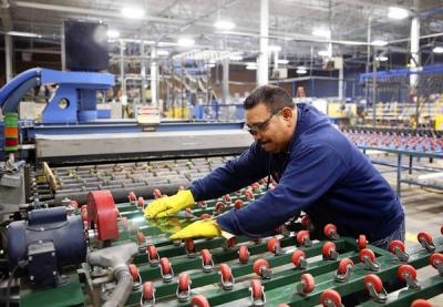 New Era Windows worker-owner. Photo by GRITtv