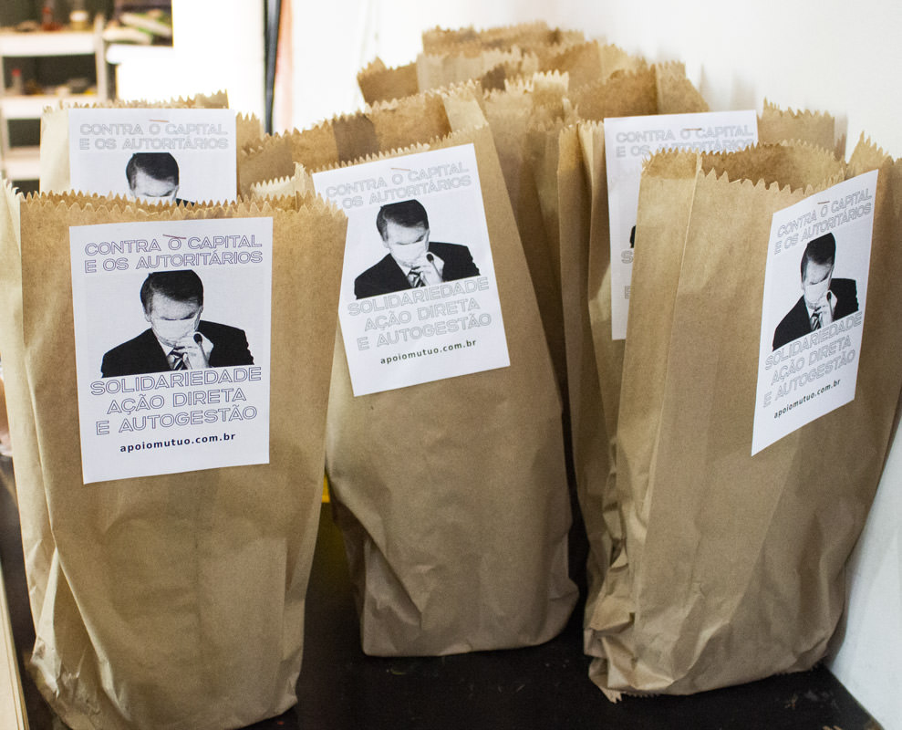 Aid kits packed to distribute in the neighborhood of Kasa Invisível.