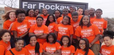 Rockaway Youth Task Force at the Far Rockaway subway station in Queens, New York, 2012 © RYTF